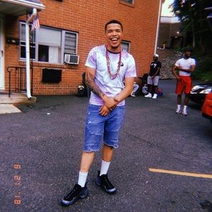 Meet your Posher, Justin